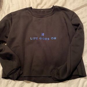 I don’t like the way it fits on my body. Wore once.